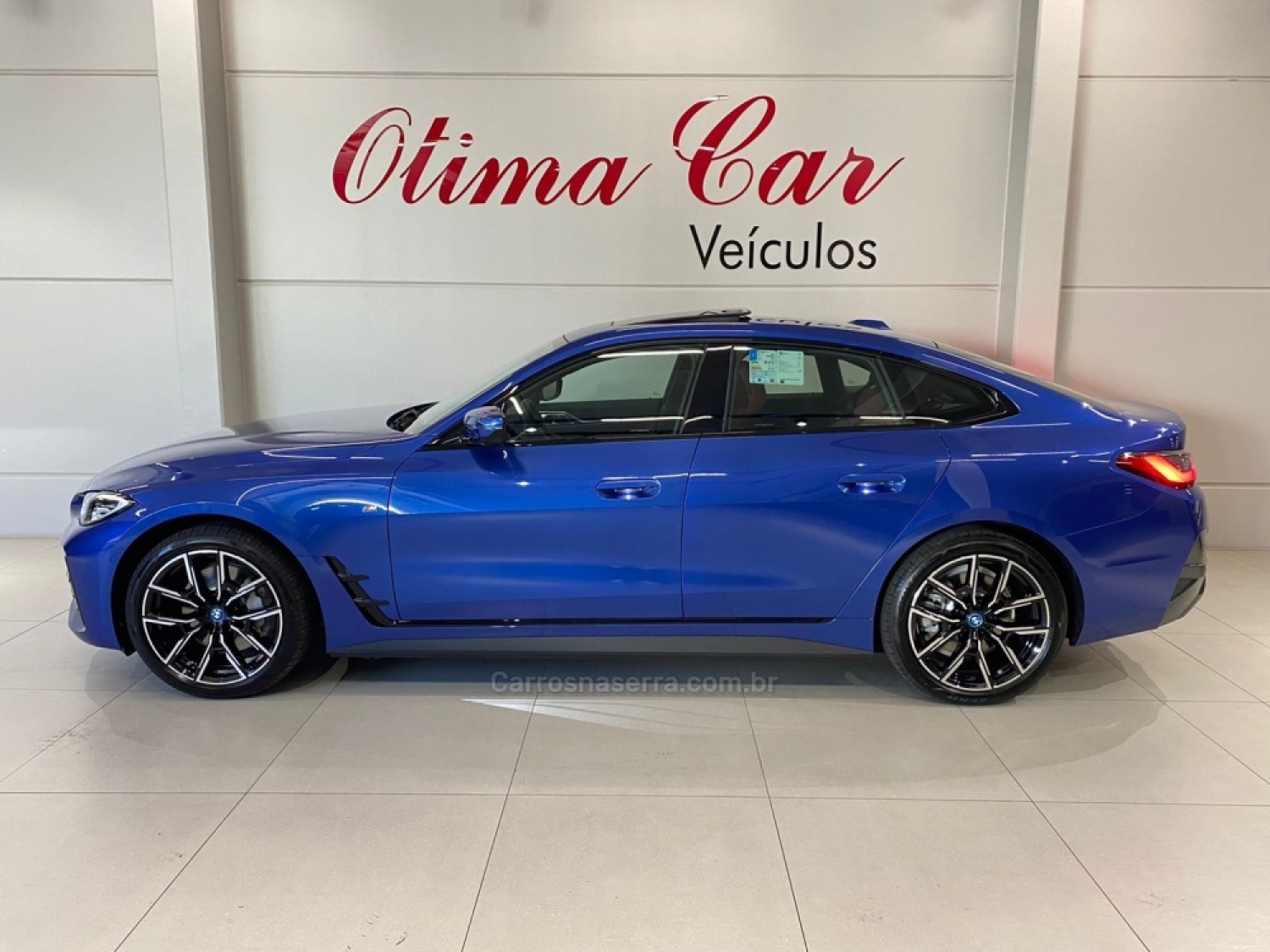 BMW - I4 - 2023/2024 - Azul - R$ 469.950,00